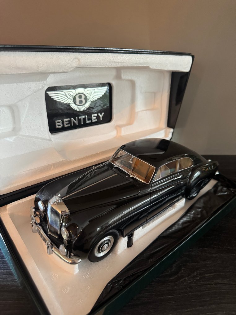 Minichamps 1:18 - Modellino di auto - Bentley R-Type Continental 1954 #1.0