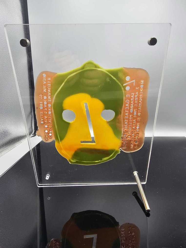 Gaetano Pesce (1939-2024) - Face pigmented resin #3.2