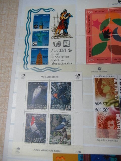 Argentina 1992/2002 - Hingeless, superb collection of stamps #4.3