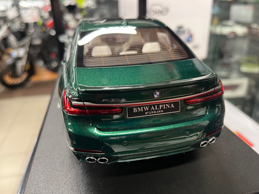 GT Spirit 1:18 - Modellbil - BMW Alpina B7 SALOON #4.3