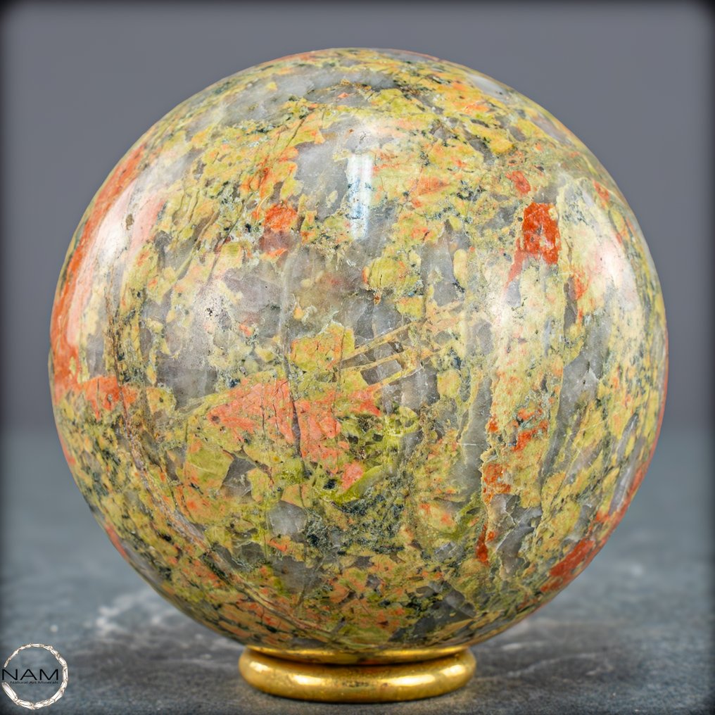 Very rare Unakit sphere from India. of the highest quality- 516.39 g #2.1