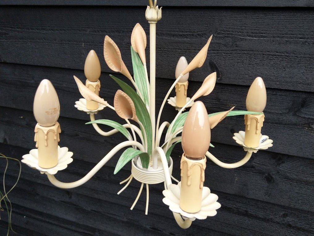 枝形吊灯 - 花卉 - 熟铁 - 托尔吊灯，五臂 #1.0