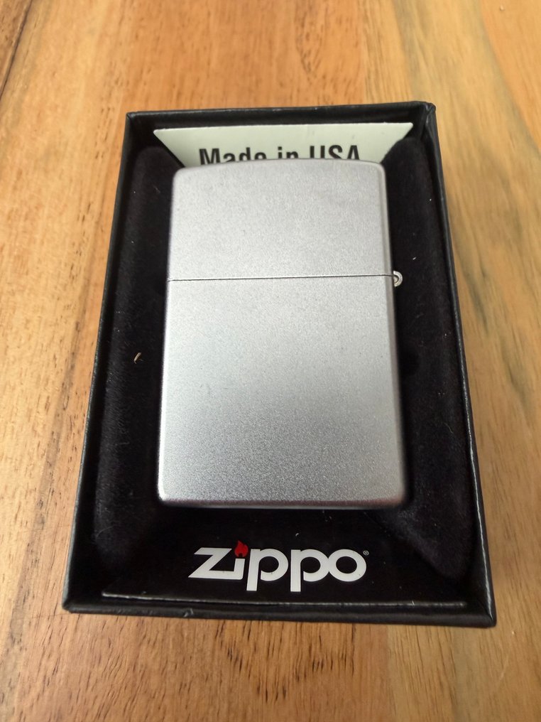 Zippo - 芝宝 - Classic - 没有保留价 - 口袋打火机 - 钢材（不锈钢） #4.3