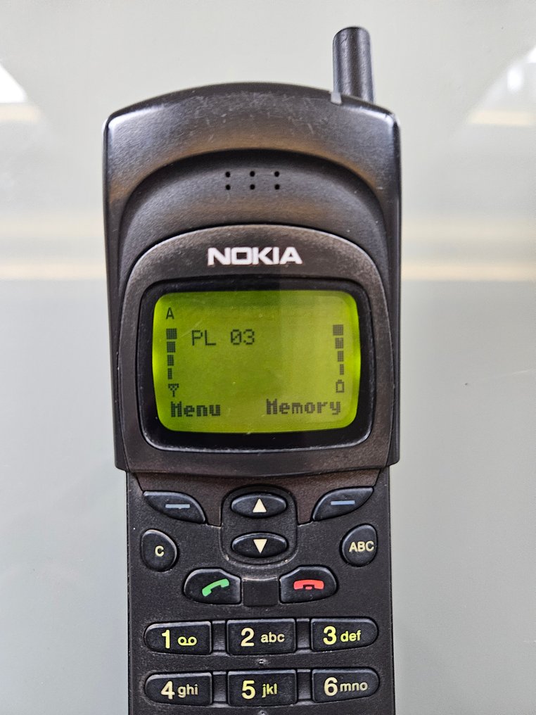 诺基亚 8110 "Matrix" - 移动电话 #2.1