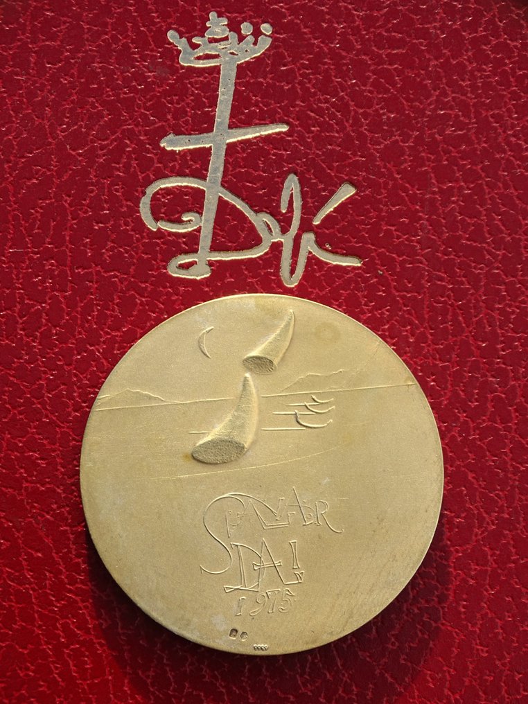 Salvador Dali (1904-1989) - Sculpture, The Golden egg - 5 cm - Silver - 1975 #1.0