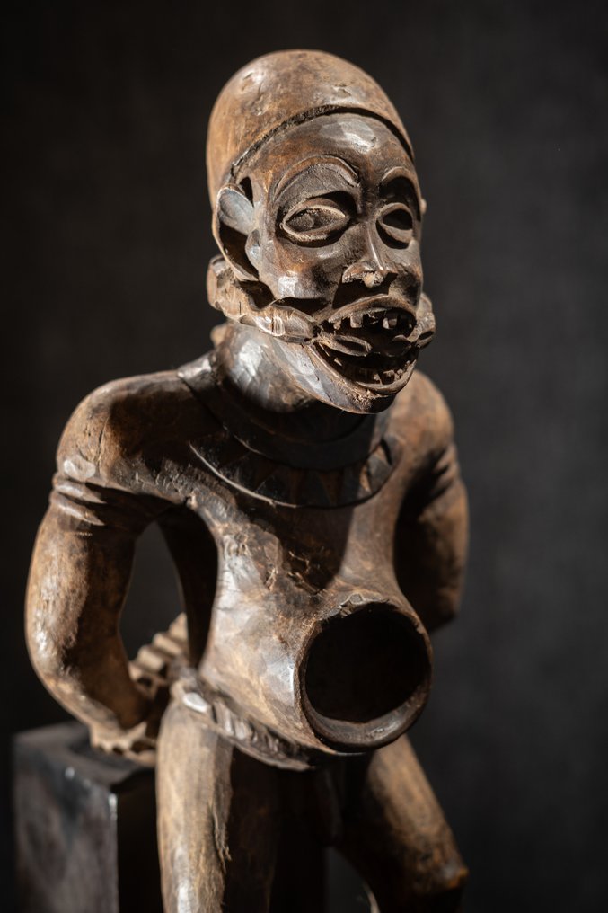男性人物雕像——Bakongo风格的“奴隶”——木雕——刚果民主共和国——34 - Bakongo - 剛果民主共和國 (沒有保留價) #1.0