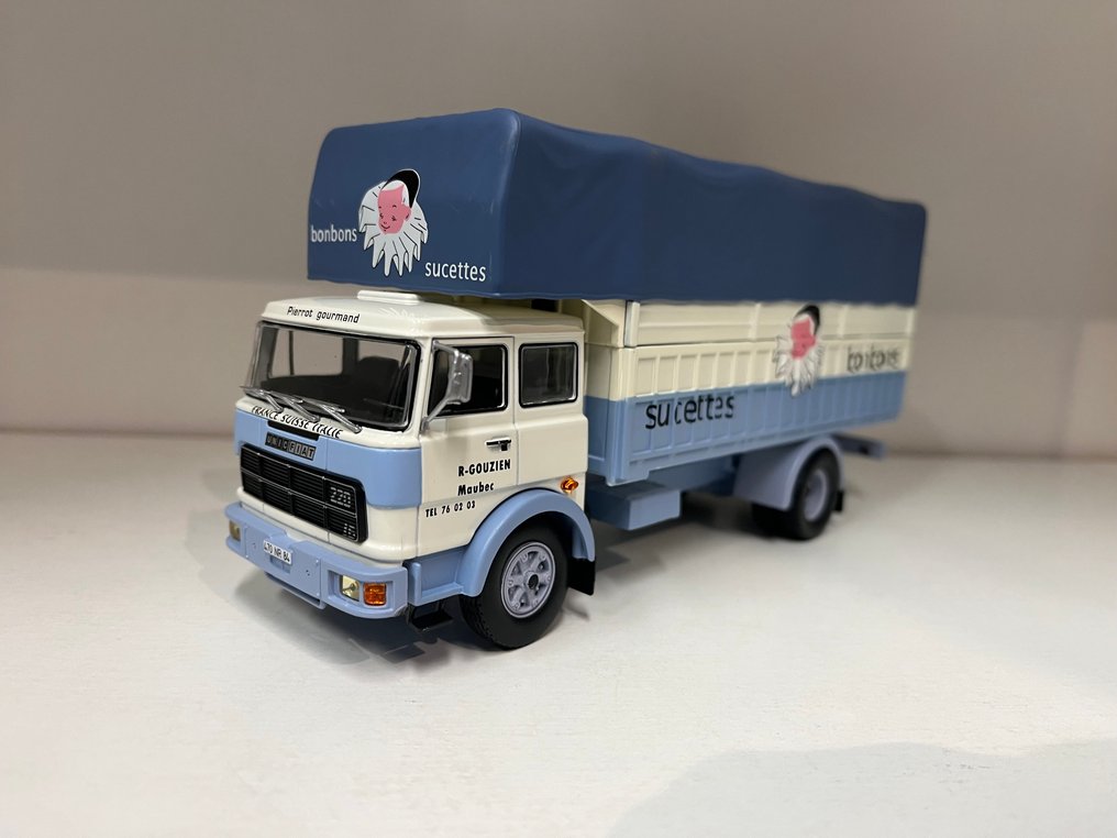 IXO 1:43 - Model samochodu - Unic 619 #1.0