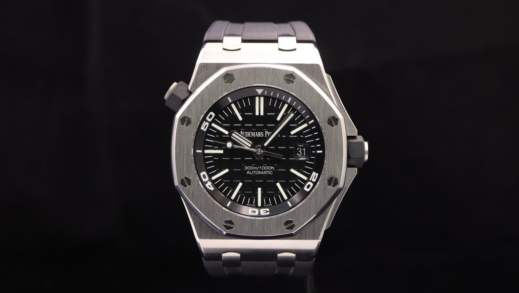 Audemars Piguet - Royal Oak Offshore - 15710ST.OO.A002CA - Heren - 2010-2020 #1.0