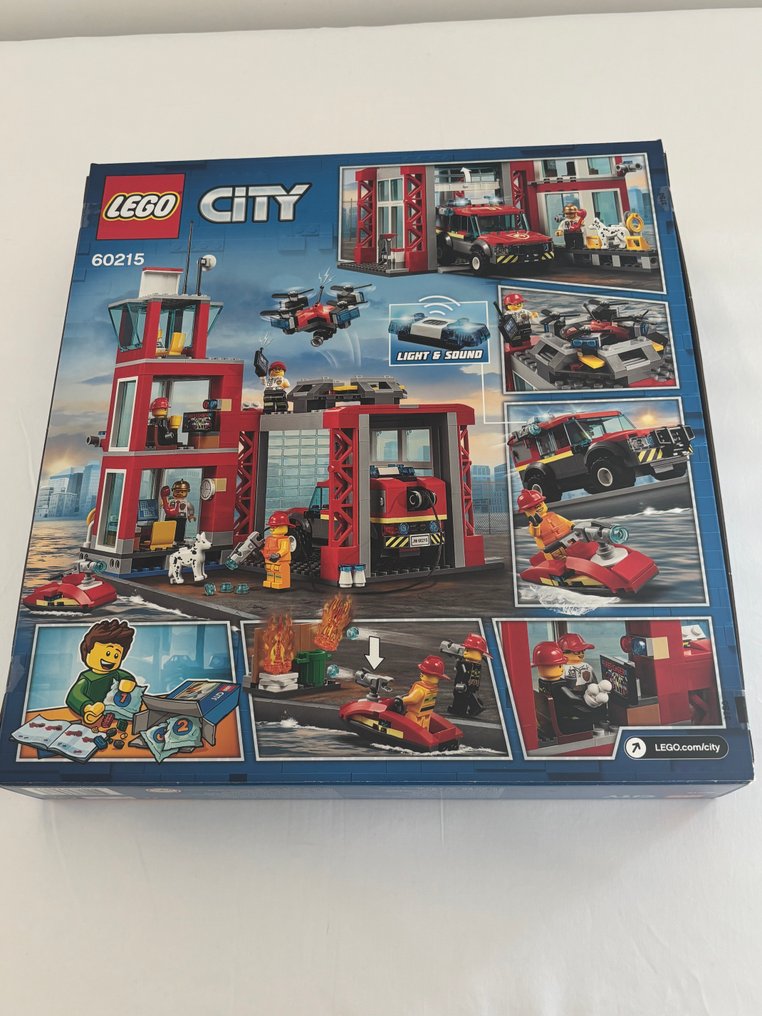 Lego Setat - 60215 - Oraș - Fire Station #1.0