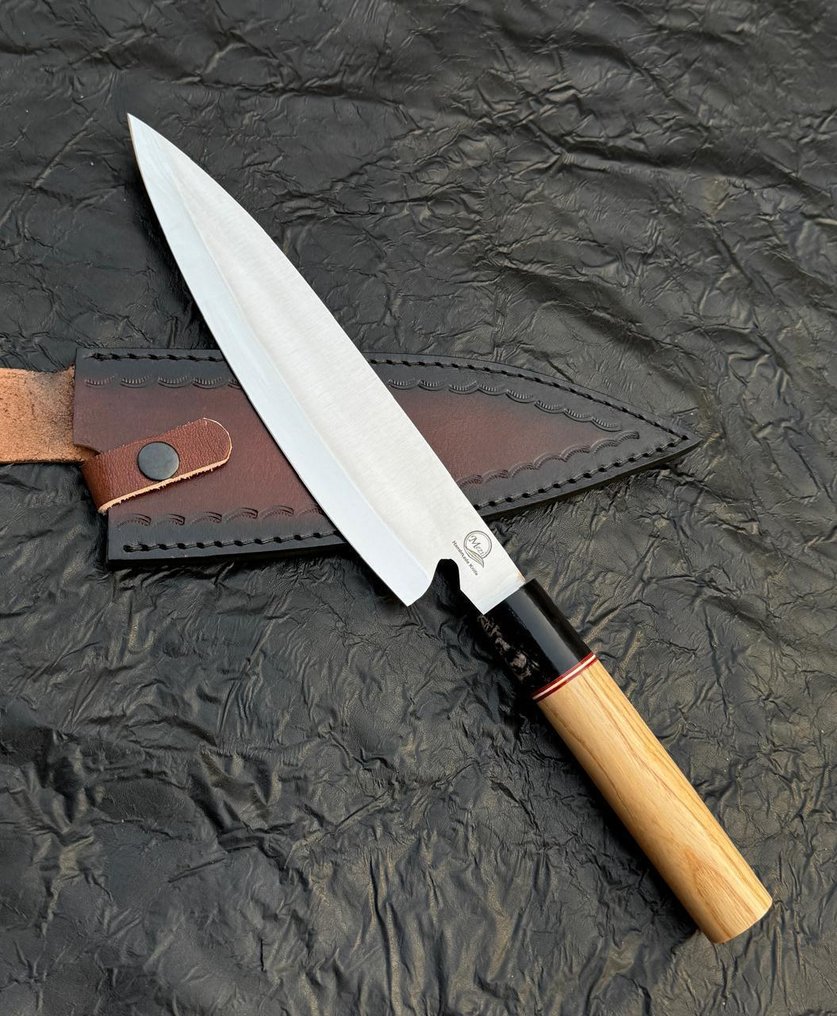 厨刀 -  厨房刀具 - 手工刀 - 不锈钢12c27厨师刀，水牛角配ASH木 - 木头 - 亚洲 #1.0