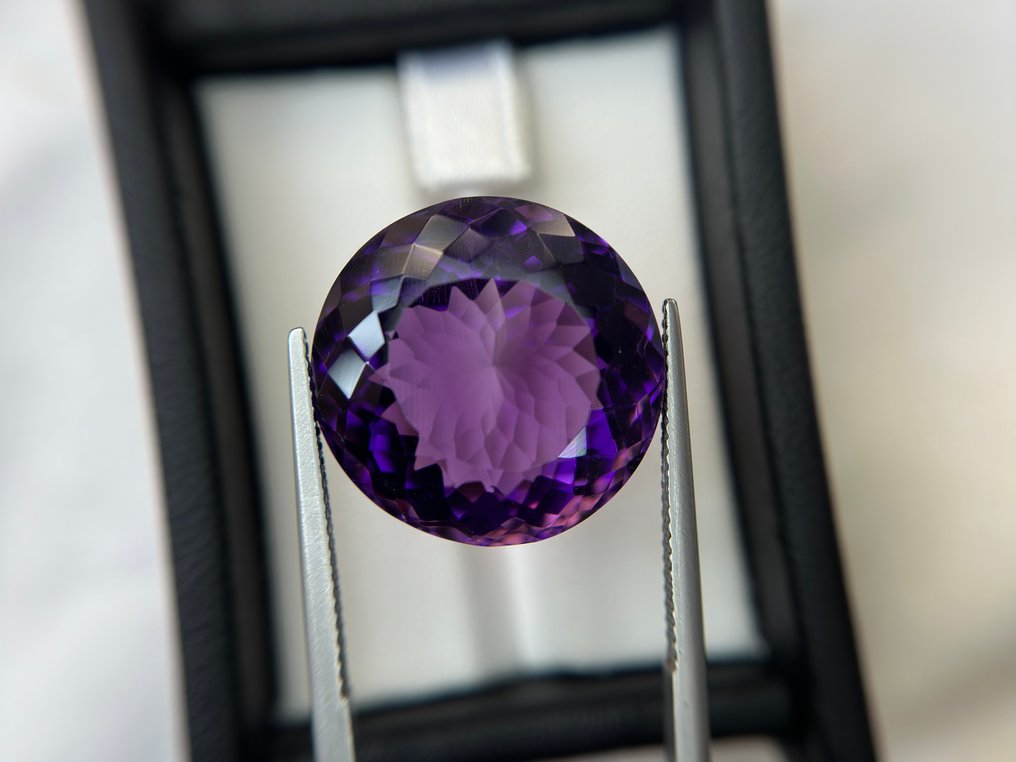 没有保留价 - 1 pcs  紫色 紫水晶  - 30.10 ct - 国际有色宝石协会（ICA GemLab） - 优雅的紫水晶 #3.2