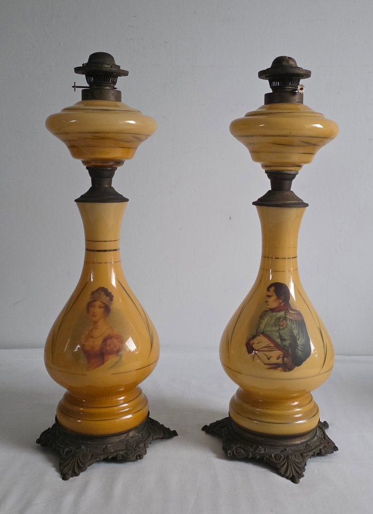 油燈 (2) - 乳白色玻璃 - 一、拿破仑与约瑟芬 #2.1