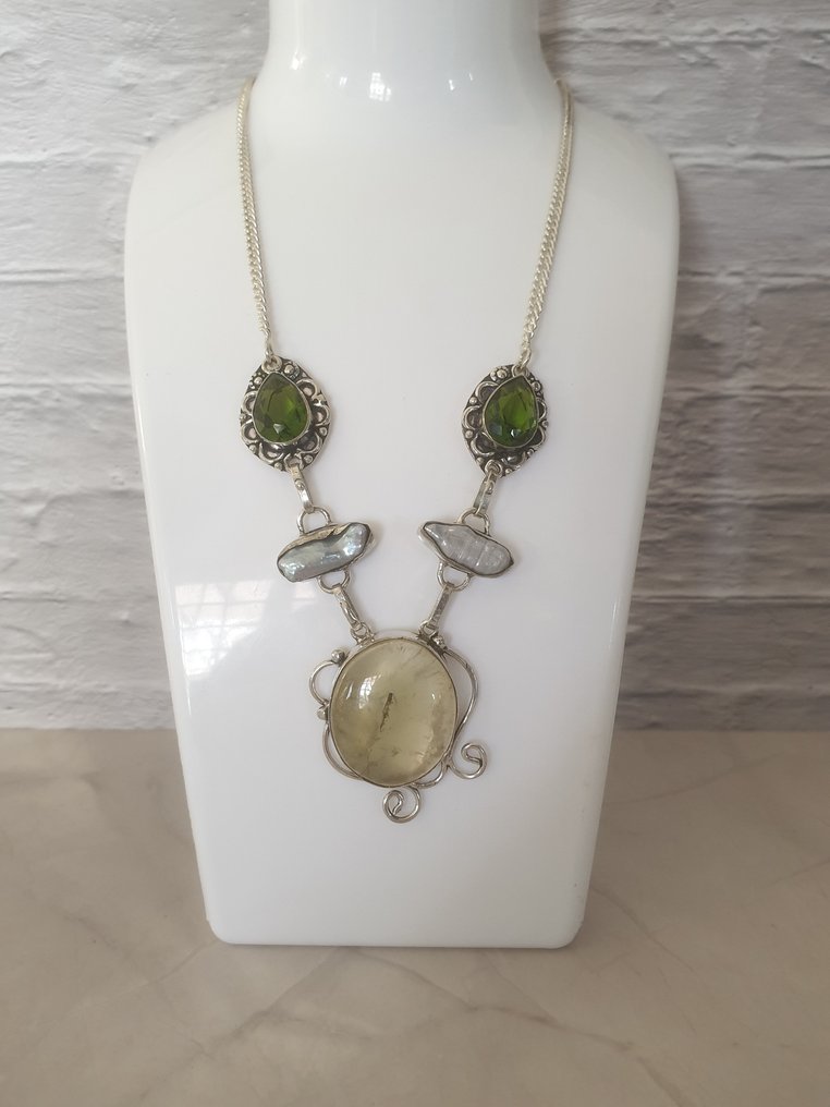 Ασημί, Πρεχνίτης, Μαργαριτάρι, Περίδος - Κολιέ με μενταγιόν #1.0