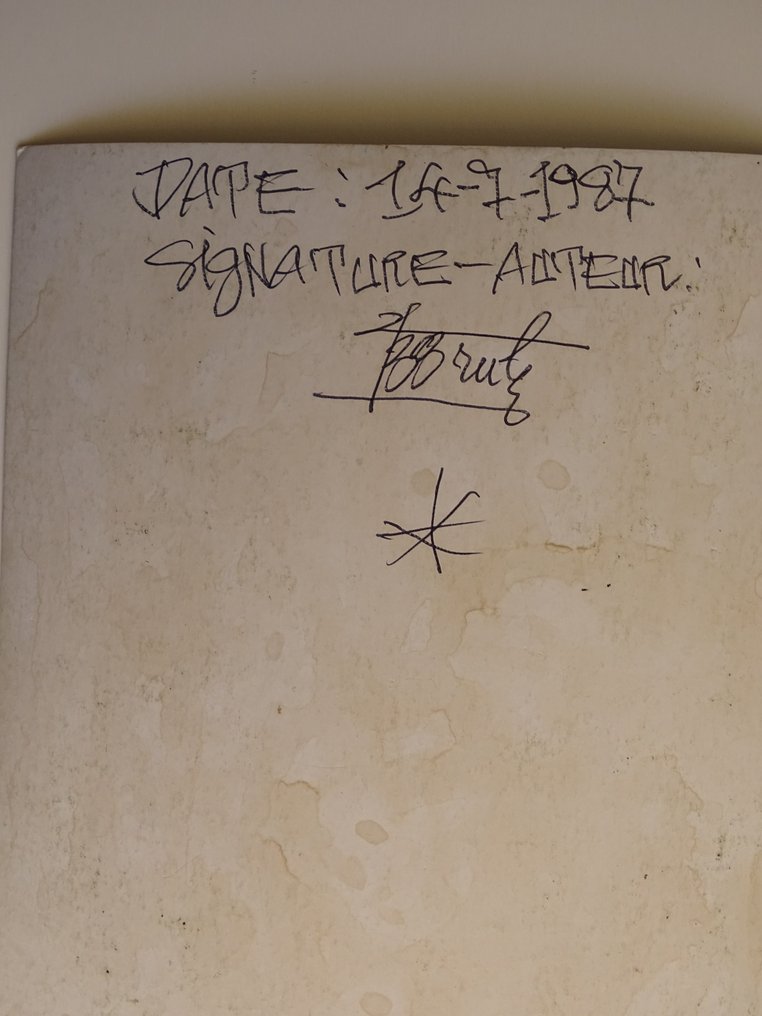 Frédéric Bruly-Bouabré (1923-2014) - Seated figure #3.2