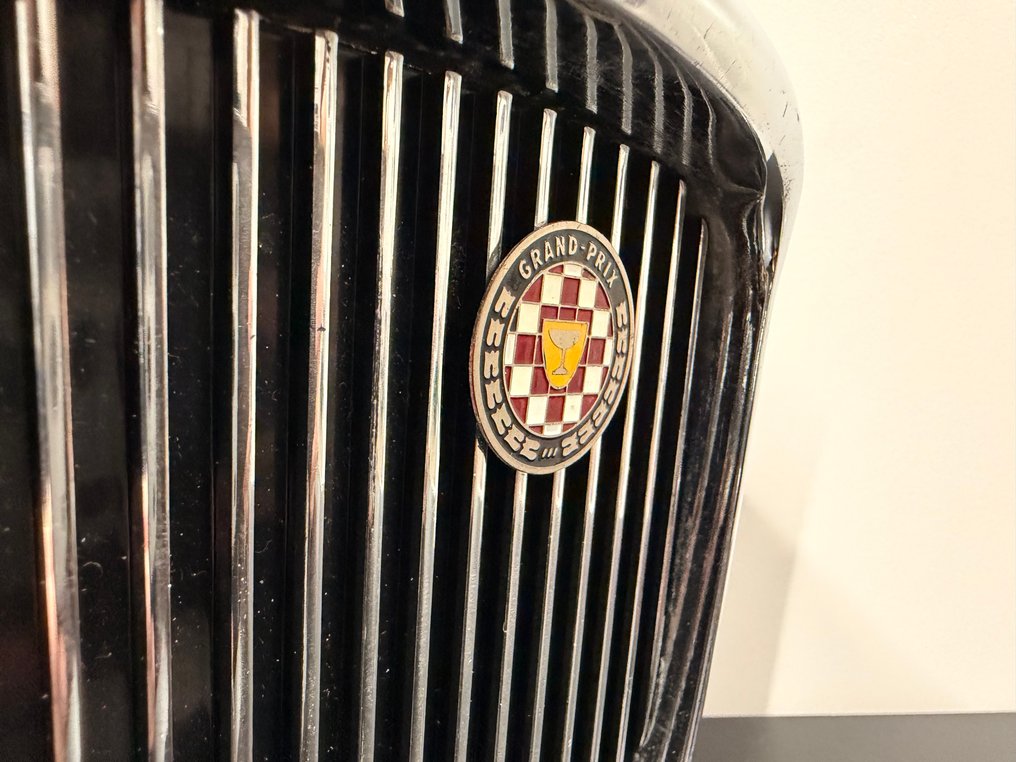 复古散热器格栅酒壶——捷豹吉祥物——大奖赛徽章——稀有收藏品——无 - Jaguar #3.2