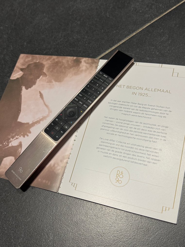 Bang & Olufsen - 收集对象 Beoremote one - Golden Rose 遙控 #3.2