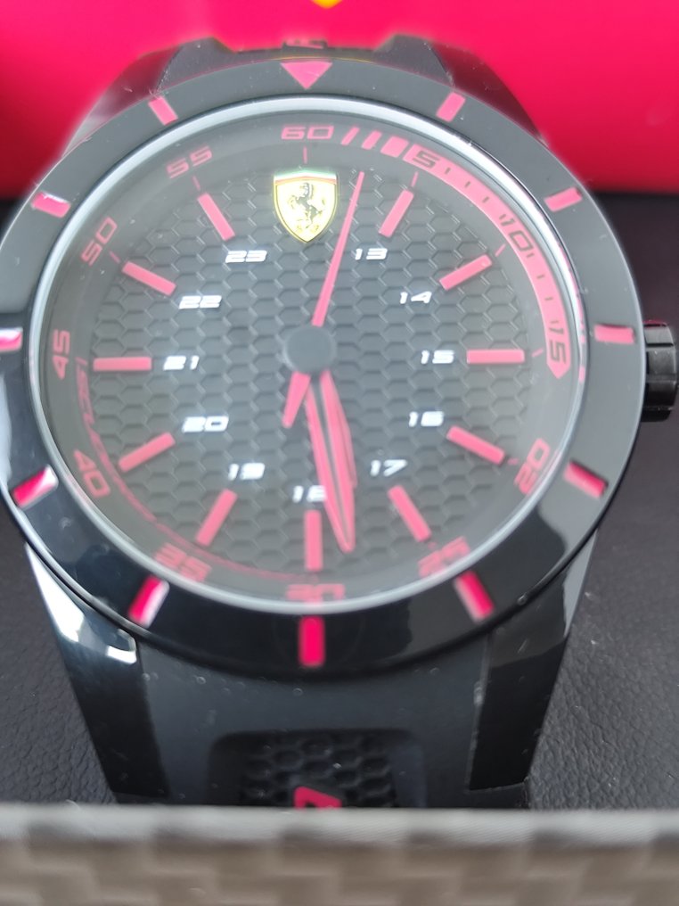 Watch - Ferrari - Scuderia Ferrari - 2021 #1.0