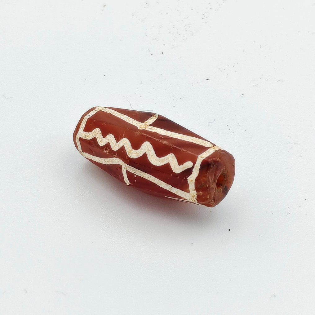 Ancient Burmese, Pyu States Etched Agate Bead Talisman with Special Design - 28 mm (No Reserve Price) #1.0