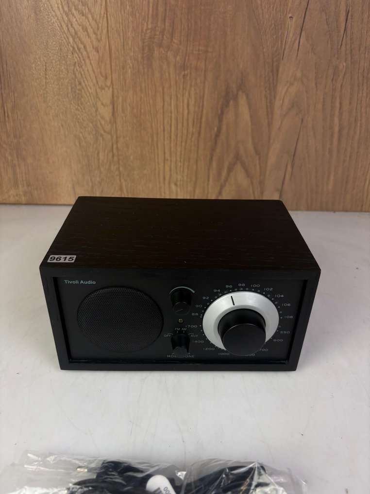 Tivoli Audio by Henry Kloss & Tom DeVesto - Model One - Transistor Radio #4.3