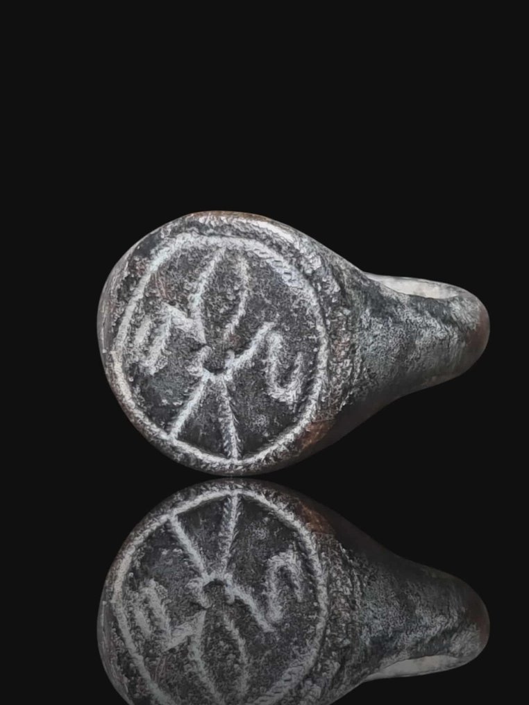 中世纪，十字军时代 黄铜色, 罕见且有趣的军事印章 戒指  (没有保留价) #1.0