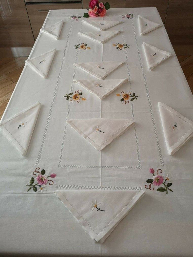Tovaglia ricamata a mano in misto lino 12 posti ricamo tablecloth handmade - Tablecloth - 270 cm - 175 cm #4.3