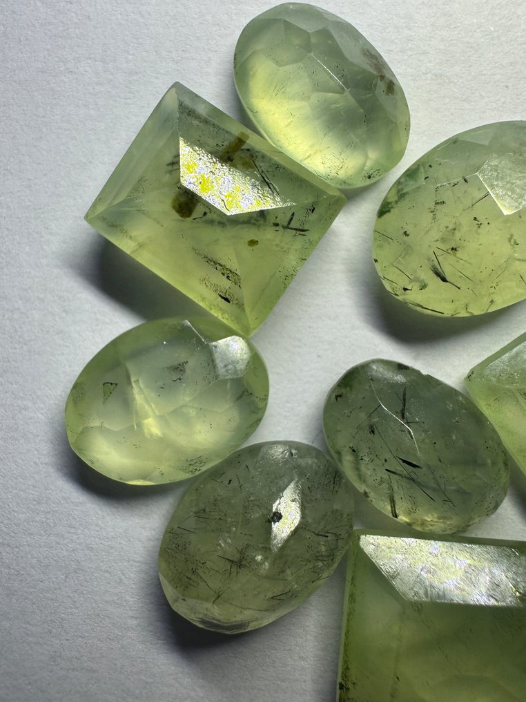 Set aus 8 geschliffenen Prähnit-Steinen - 80 ct Cabochons- 16 g - (8) #2.1