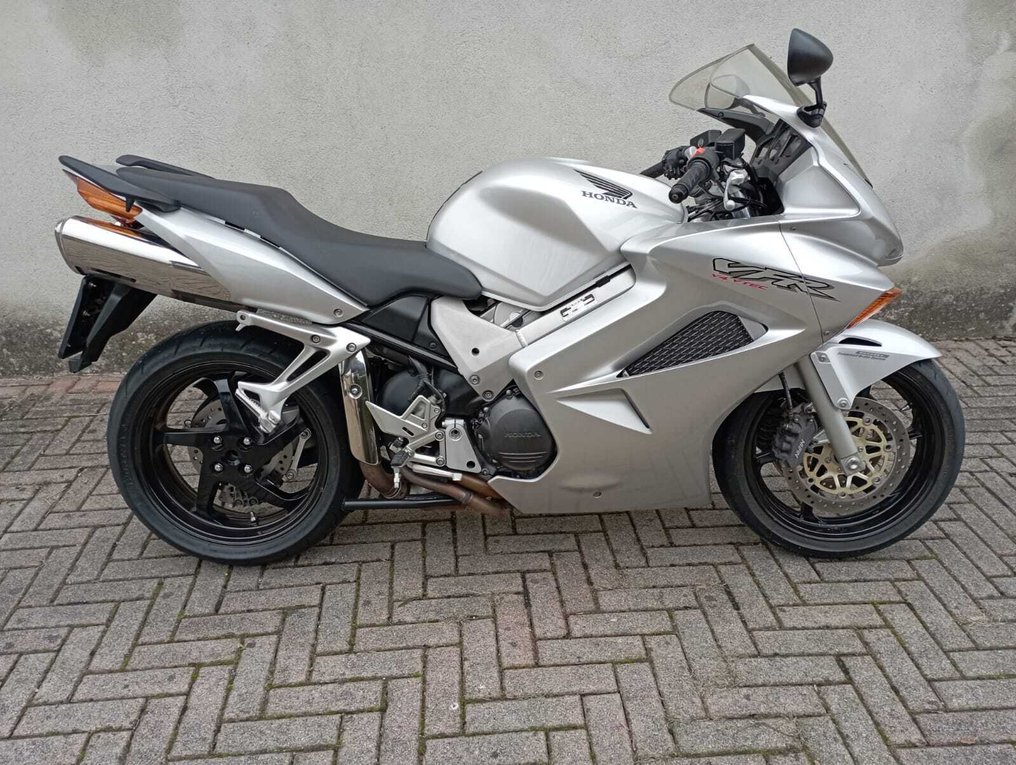 Honda - VFR 800 V-TEC - 2002 #1.0