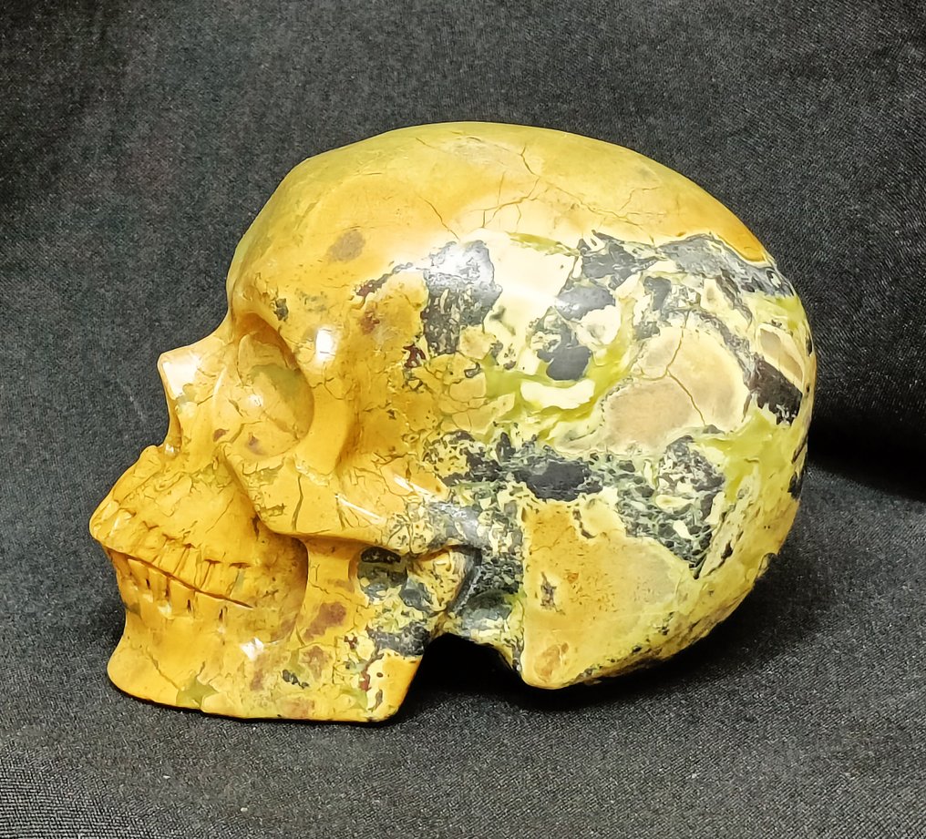 Hand-Carved Human Skull in Hiso Jasper Crystal - Realistic Series Skull - Height: 128 mm - Width: 97 mm- 1335 g #1.0