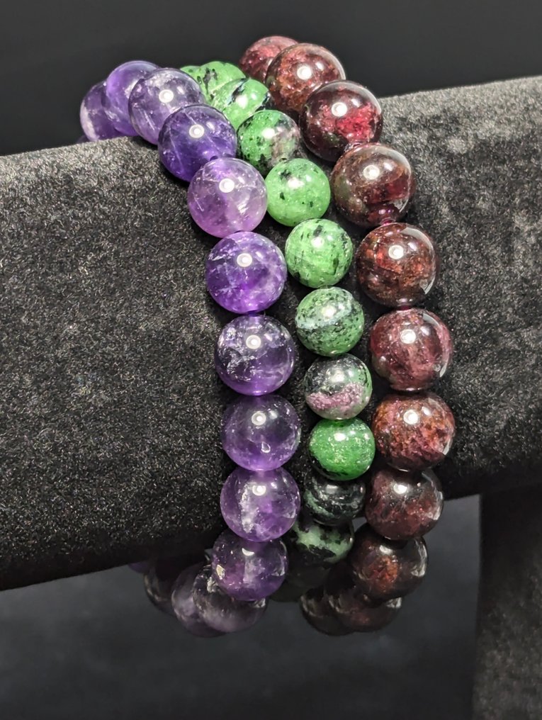 3 brățări frumoase cu granat roșu, rubin în zoisit și ametist, cu sferă. Sferă - Înălțime: 10 mm - Lățime: 8 mm- 99 g - (3) #3.2