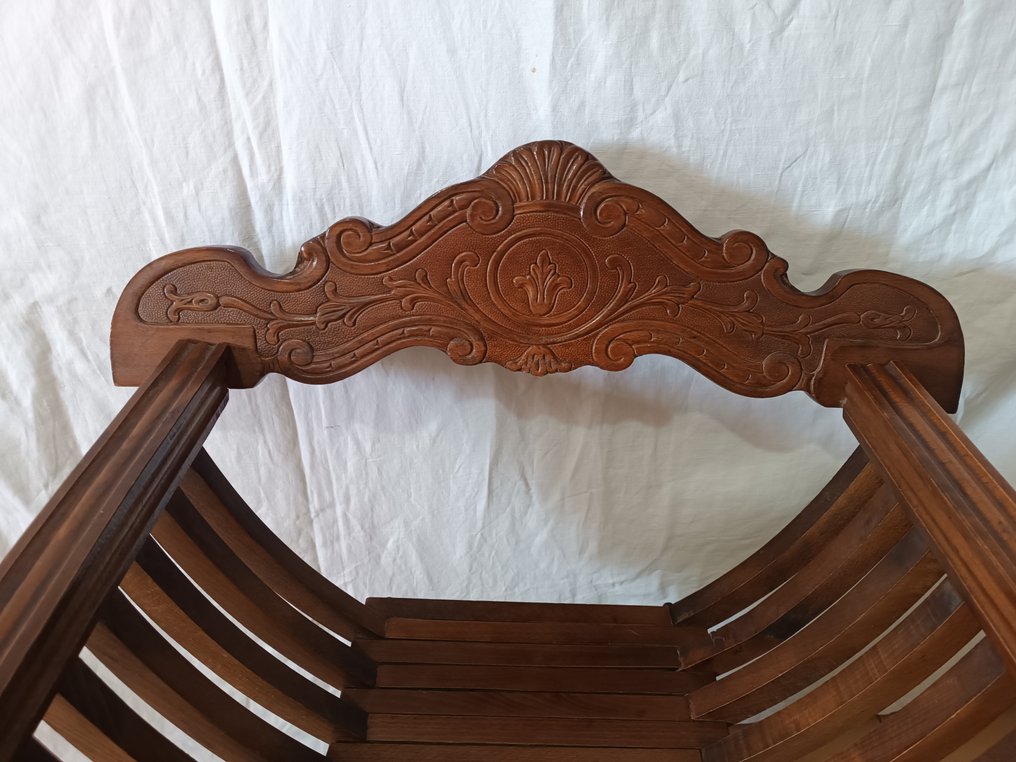 椅子 - 木 - 萨沃纳罗拉 #2.1