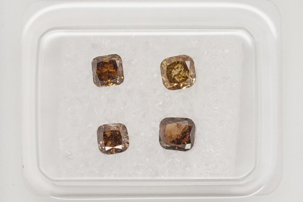 沒有保留價 - 4 pcs 鑽石 (天然) - 0.93 ct - 枕形 - I1, I2 - Gem Report Antwerp (GRA) #2.1