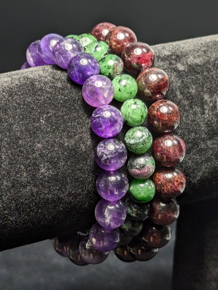 3 brățări frumoase cu granat roșu, rubin în zoisit și ametist, cu sferă. Sferă - Înălțime: 10 mm - Lățime: 8 mm- 99 g - (3) #2.1