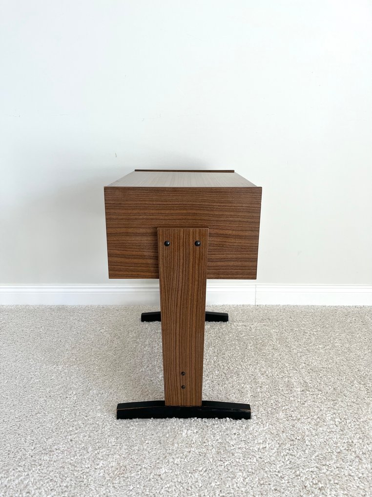 Κουτί ραπτικής - Ξύλο, Υλικό #2.1