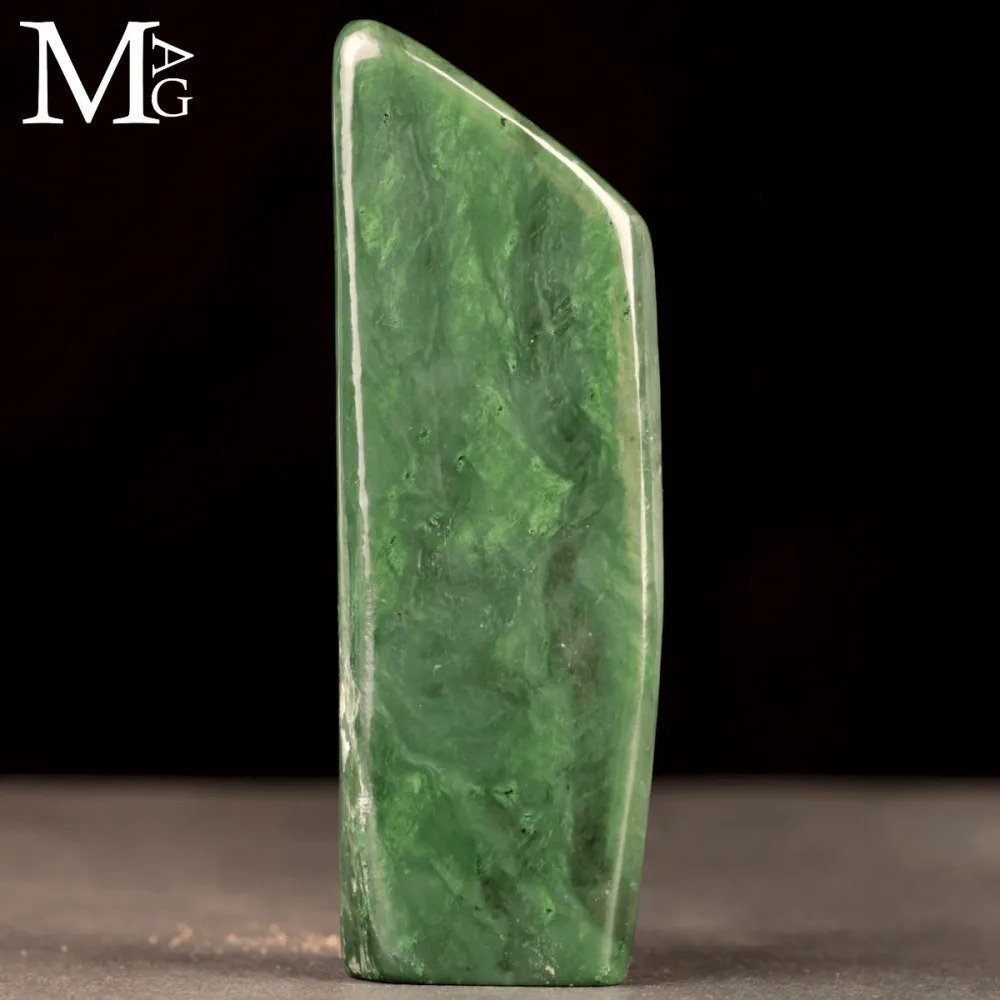Extremely Valuable Mineral Specimen - Nephrite Jade from Burma Mines - Natural Free Form - Height: 131 mm - Width: 43 mm- 435 g #3.2