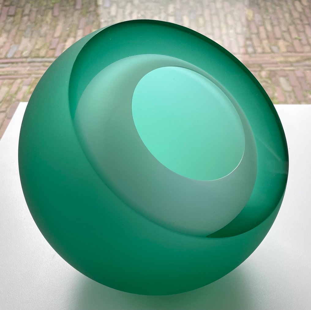 George Broft Unique 5,5 kilo - Skulptur, “ EMERALD ” - 20 cm - Glas #3.2