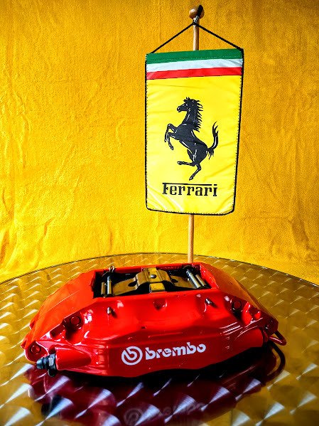 Car part (1) - Ferrari - Etrier arriére droit Ferrari F50 neuf - After 2000 #1.0