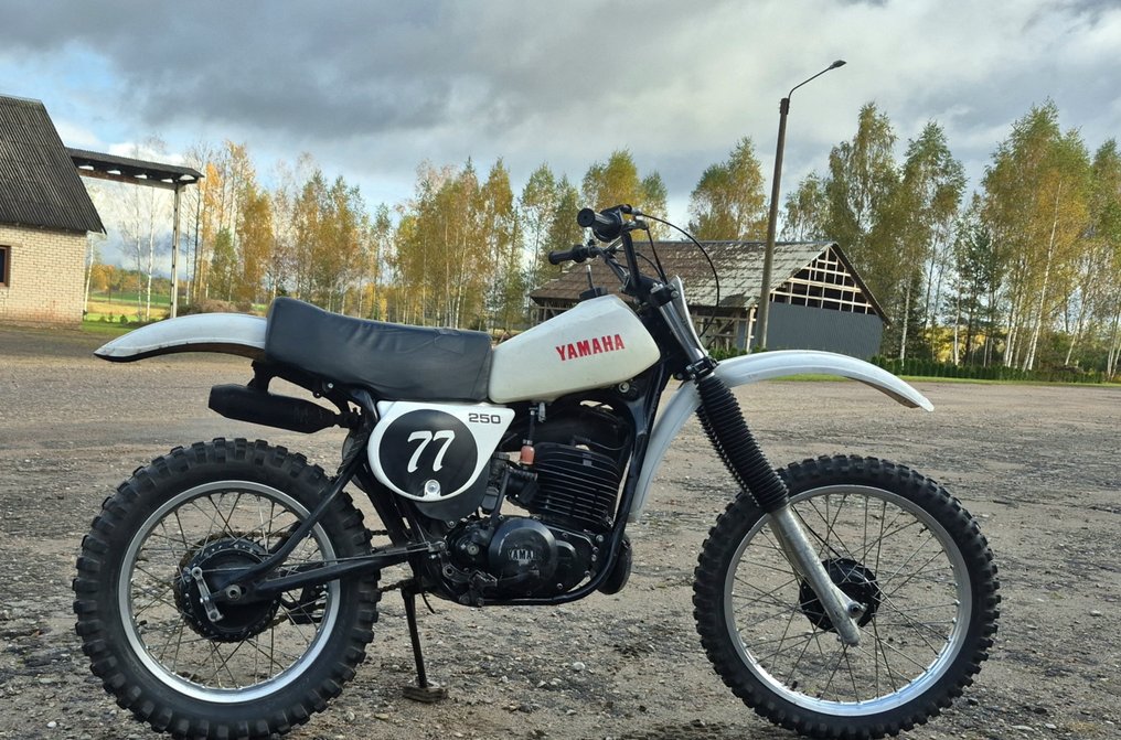Yamaha - YZ - 250 cc - 1977 #1.0