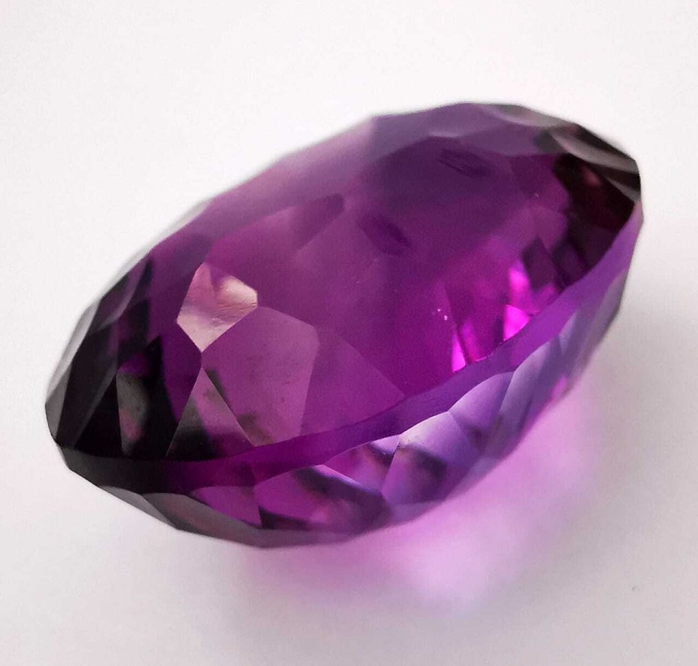 Ingen mindstepris Ametyst - 50.45 ct - Antwerp Laboratory for Gemstone Testing (ALGT) - Vivid / Deep Purple #2.1