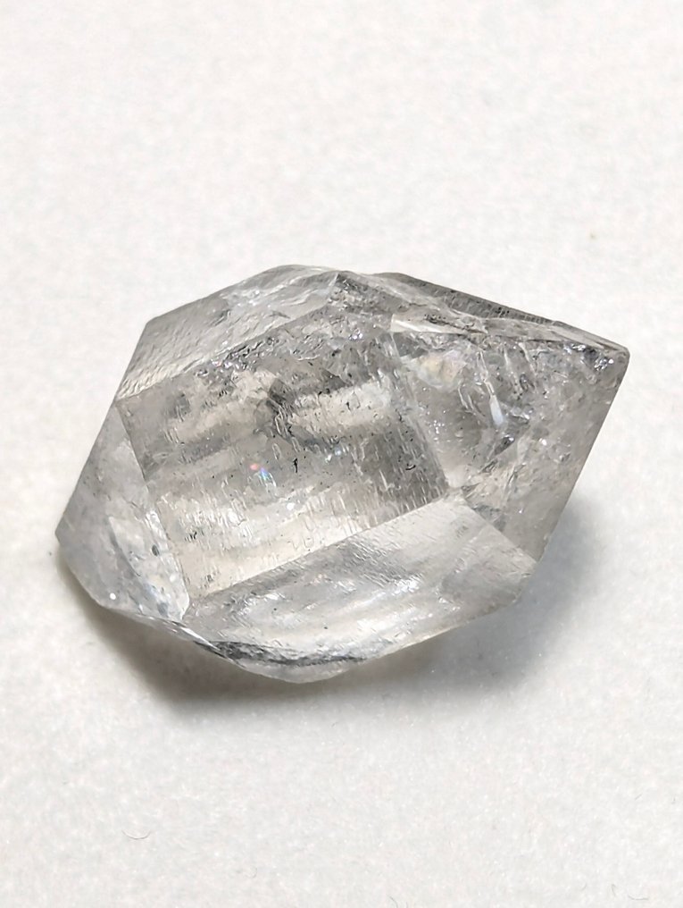 29.5 ct - Rare x2 Moving Two-Phase Inclusions Herkimer Diamond Quartz, from Skardu, Pakistan Specimen - Height: 24 mm - Width: 14 mm- 5.9 g - (1) #1.0