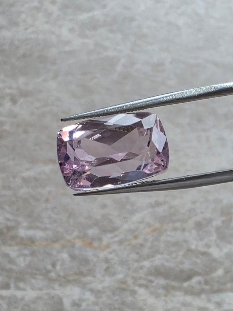 粉色, 紫色 紫锂辉石  - 10.53 ct - 国际宝石研究院（IGI） - 天然锂辉石 #1.0