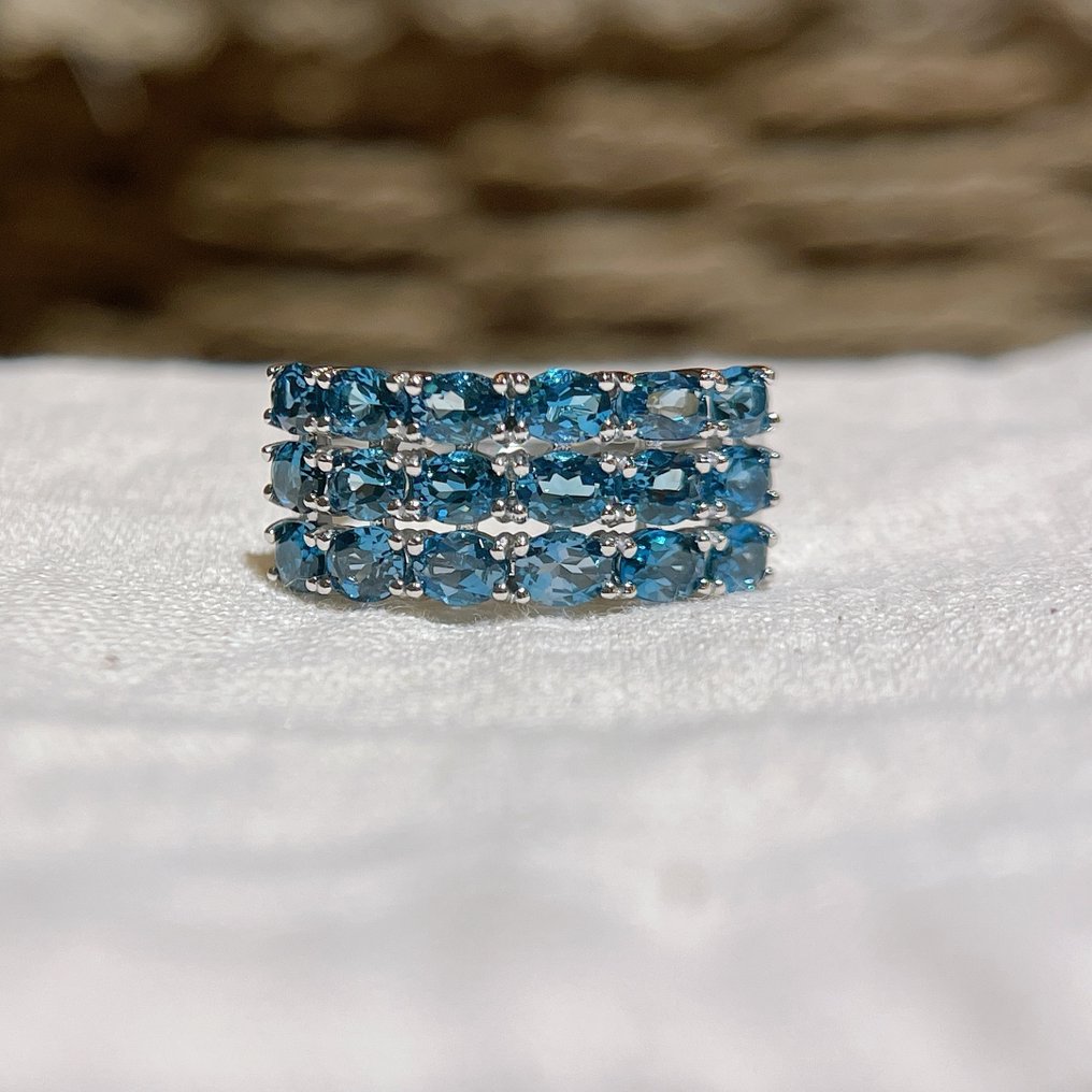 ***无底价*** 引人注目的瑞士蓝托帕石鸡尾酒戒指 – 3.6克拉,925银 3.6克拉,925银- 4 g - (1) #3.2