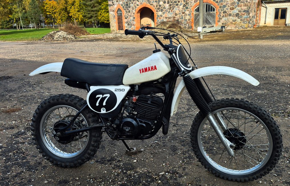 Yamaha - YZ - 250 cc - 1977 #1.0