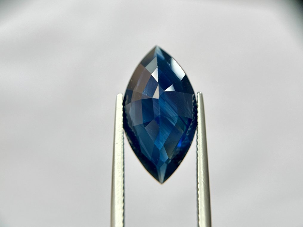 沒有保留價 - 1 pcs  藍色 藍寶石  - 11.06 ct - Lotus Gemology - 暮光蓝宝石 #2.1
