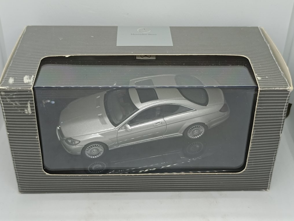 Autoart 1:43 - Modelbil - Rare model Mercedes-Benz CL-Klasse (CL 216) 1/43 Diler edition #1.0