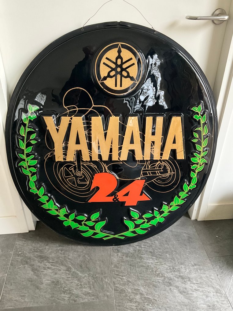 Yamaha - 广告标牌 - 24 - 2&4 XL - 塑料 / 橡胶 / 金属 / 丙烯酸玻璃 #3.2