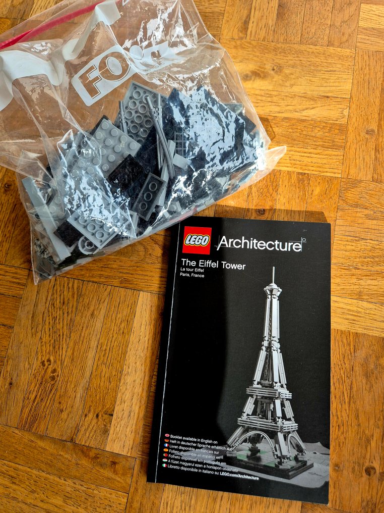 LEGO Set - 21019 - Architecture - Paris #1.0