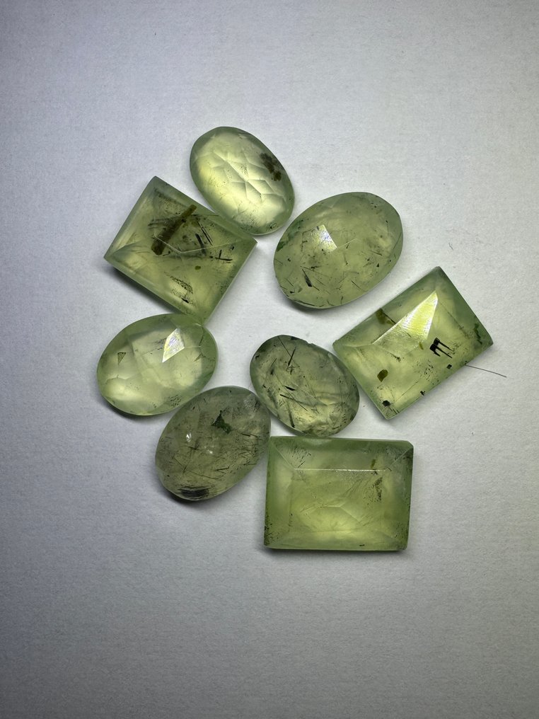 Set aus 8 geschliffenen Prähnit-Steinen - 80 ct Cabochons- 16 g - (8) #1.0