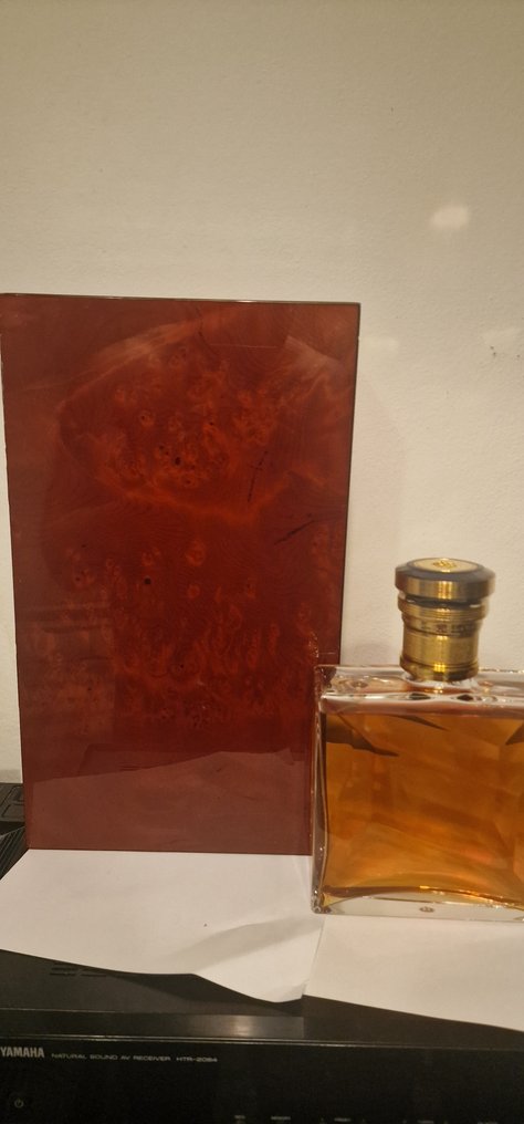 Johnnie Walker John Walker Baccarat Crystal Decanter  - 750ml #4.3