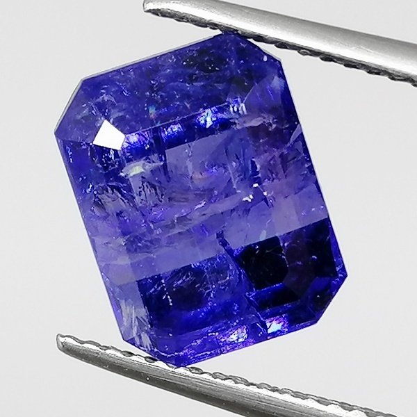 Kék, Ibolya Tanzanit - 6.91 ct - Instituto Gemólogico Español (IGE) - Nagyon jó minőségű szín #3.2