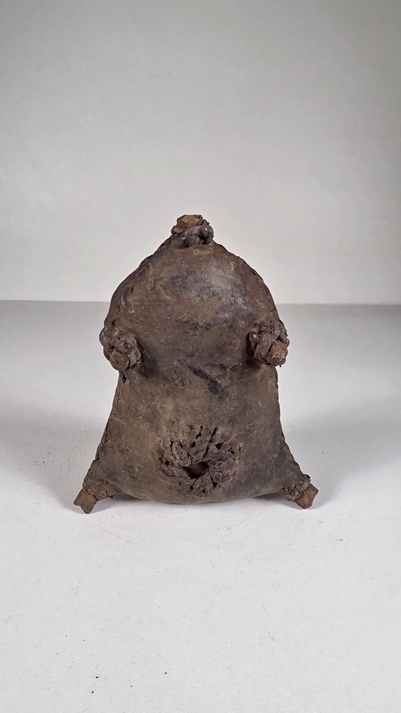 Poupée - falli - Kamerun (Ei pohjahintaa) #1.0